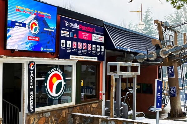 Blanca Nieve ski and snowboard - school and rental