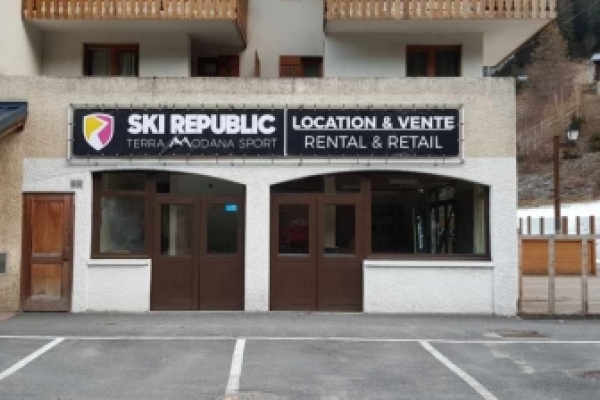 Ski Republic Centre Station Terra Modana Sport