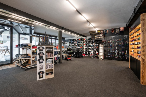 Skiworld Sportshop - Obertauern Mitte-14