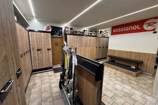 Ski rent Zini-1