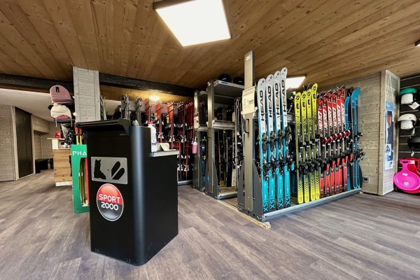 Alpina Ski Shop-3