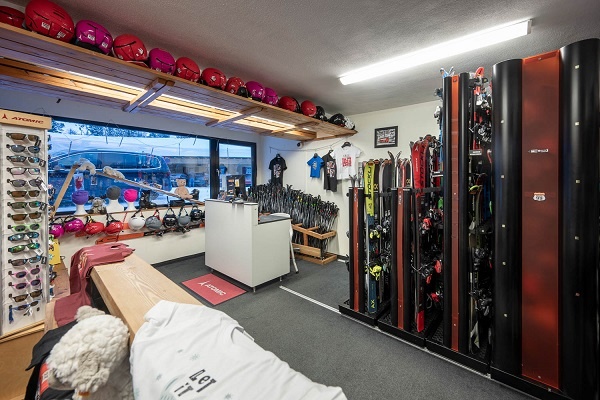 Skiworld Sportshop - Hotel Römerhof-1