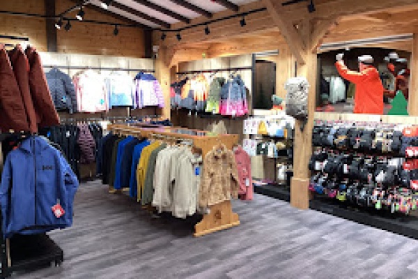 Mountain Shop By Cuby-3