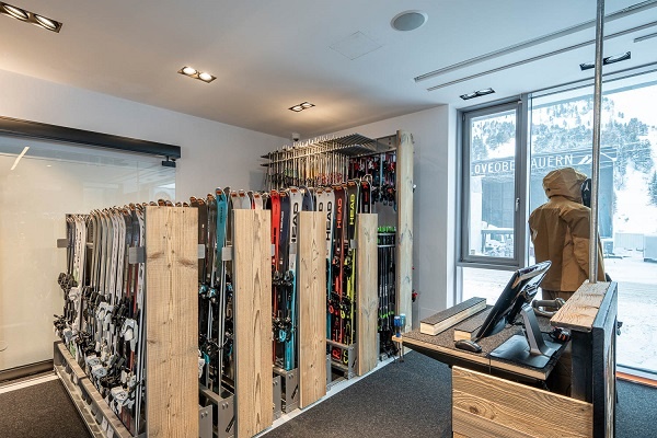 Skiworld Sportshop - Passhöhe-4