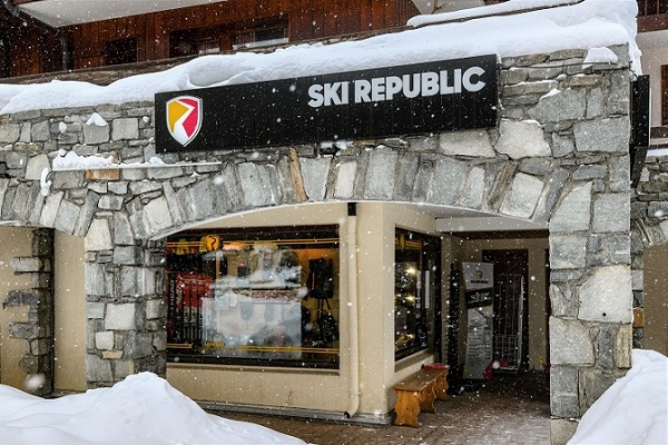 Ski Republic Centre Station  Rond Point des Pistes-0