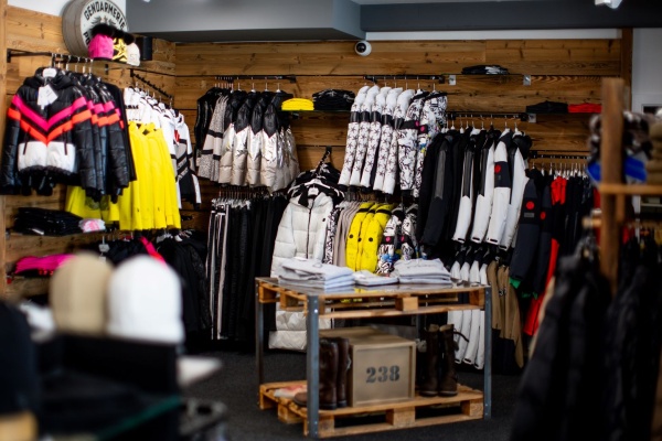 Skiworld Sportshop - Obertauern Mitte-7