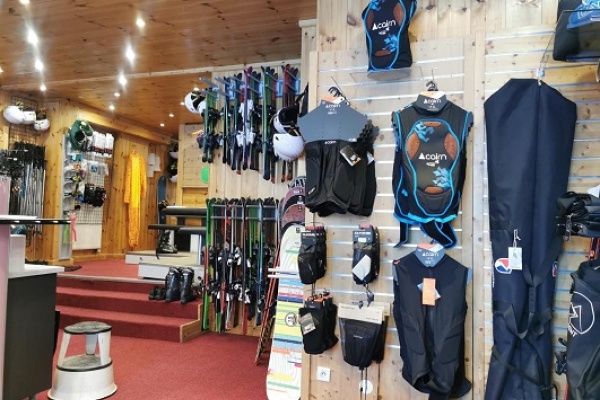 Ski Republic Lavachet-1