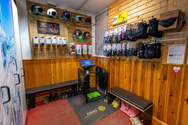 Ski Republic Centre Station  Rond Point des Pistes-6