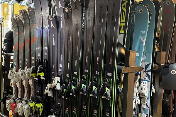 Blanca Nieve ski and snowboard - school and rental-6