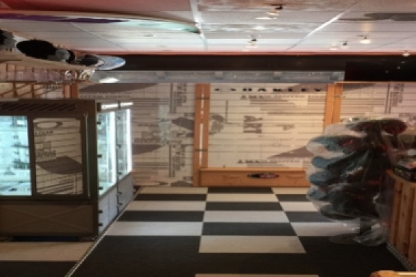 Ski Republic Centre Station V8 Shop-0