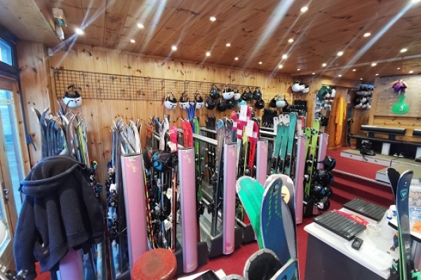 Ski Republic Lavachet-2