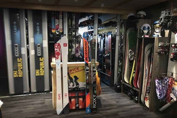 Ski Republic Les Coches- Wengen-3