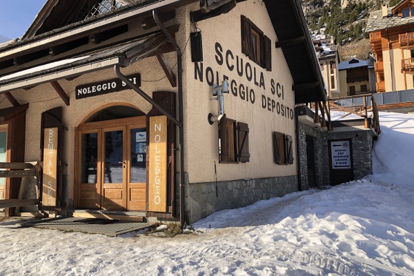 Noleggio Scuola Sci Claviere-1