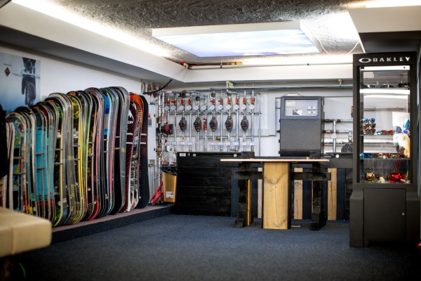 Skiworld Sportshop - Obertauern Mitte-4