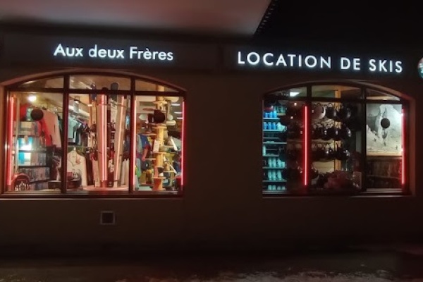 Aux Deux Frères-0