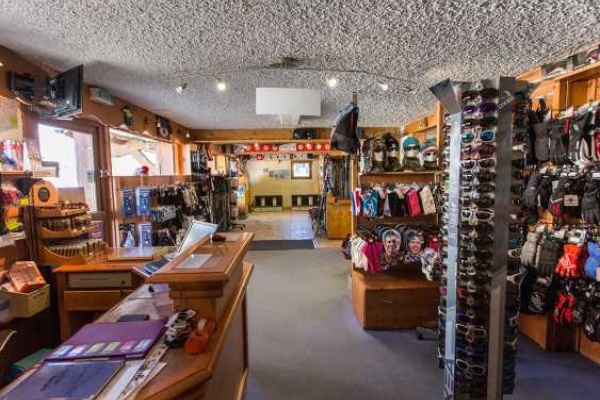 Dumoulin Sports-1