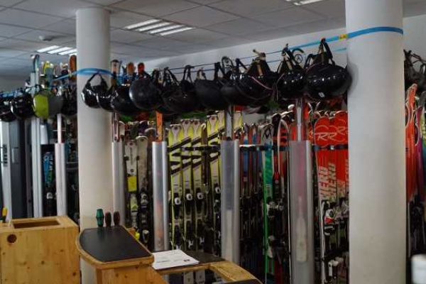 Ski Shop-2