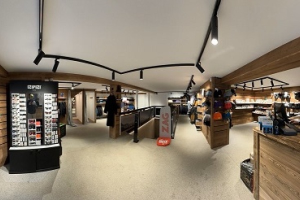 Ski Republic Centre Station Yolo Store-0