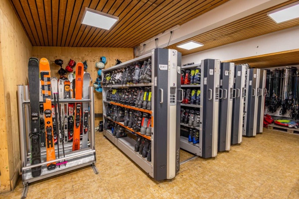 Precision Ski Moriond-11