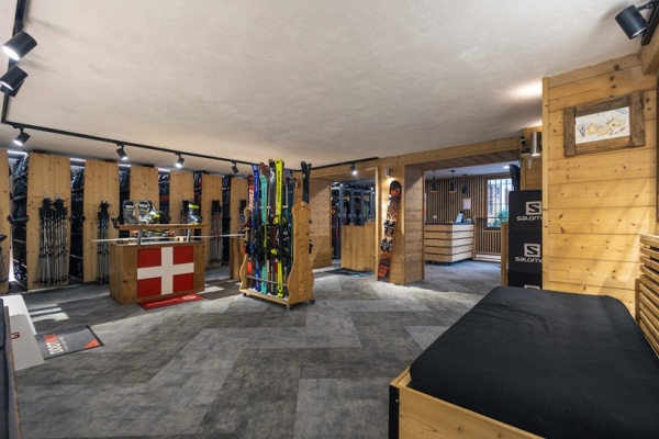 Precision Ski Magnin Sports - Centre Station-2