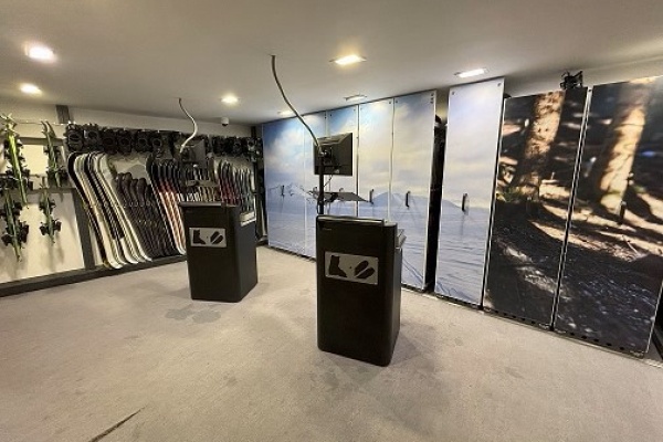 Ski Republic Centre Station Yolo Store-2